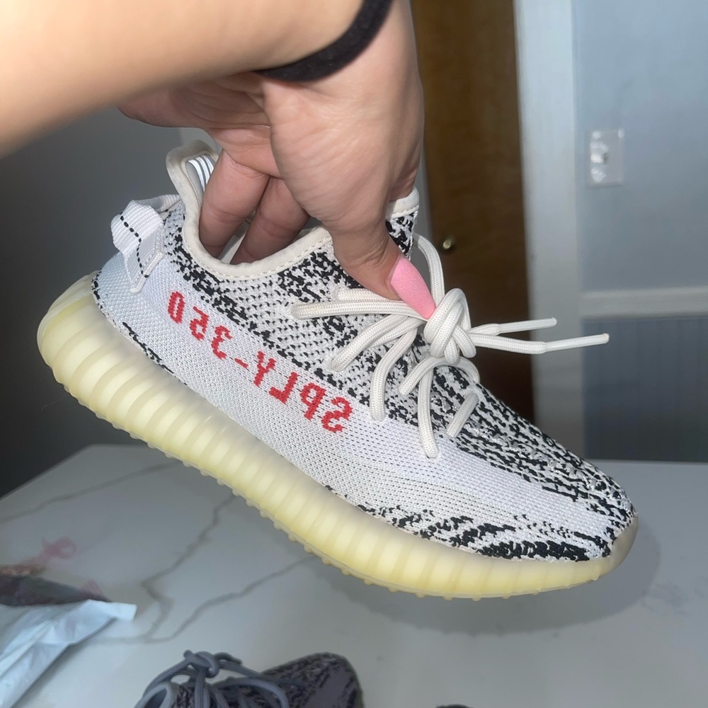 ZEBRA YEEZY 350